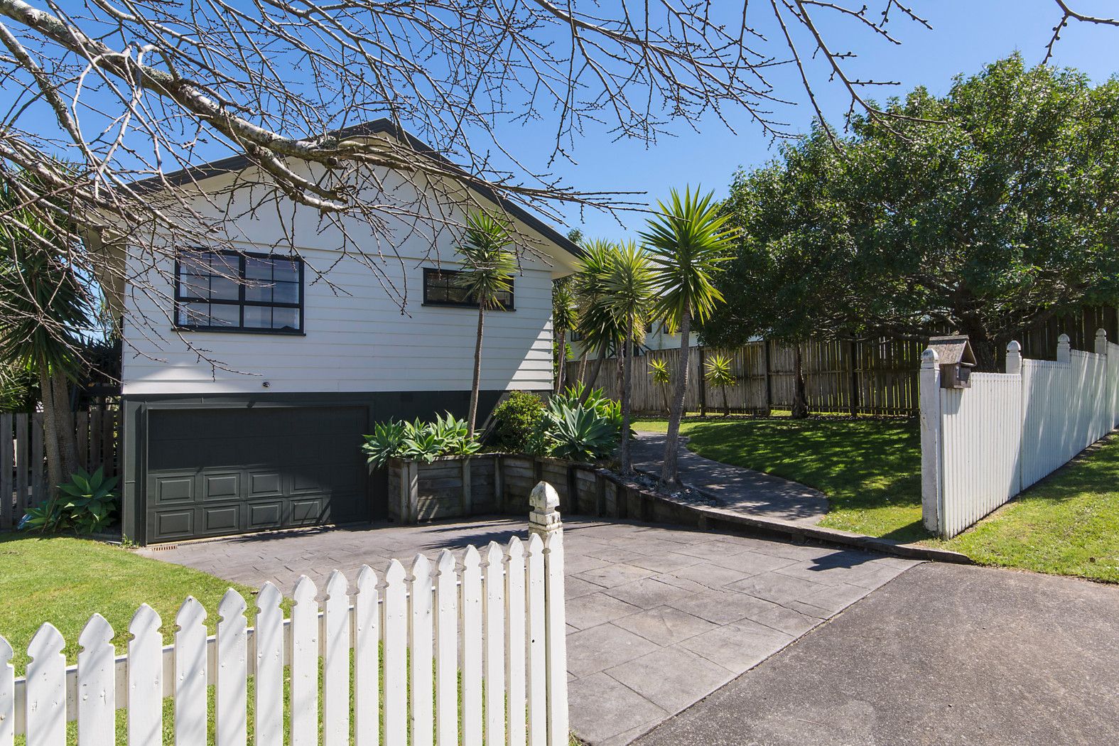 7 Seaglen Place, Botany Downs, Manukau City