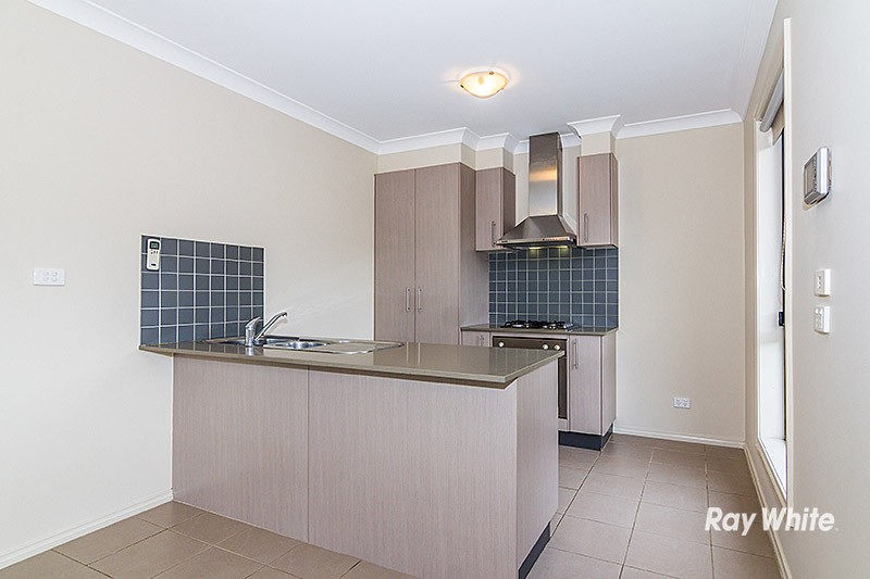 13 Pharaoh Drive, CRANBOURNE NORTH, VIC 3977