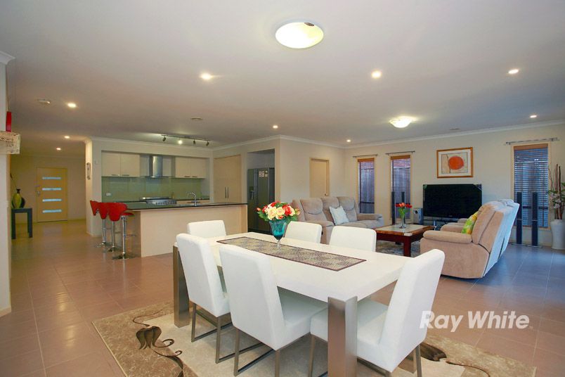 44 Biscay Grove, LYNDHURST, VIC 3975