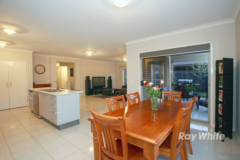 16 Kess Grove, LYNDHURST, VIC 3975