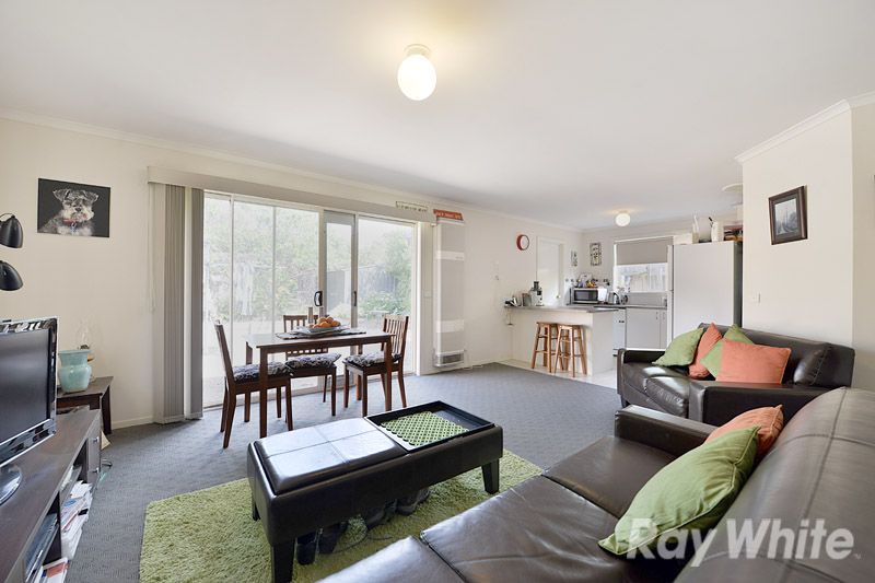1b Sutton Avenue, BORONIA, VIC 3155