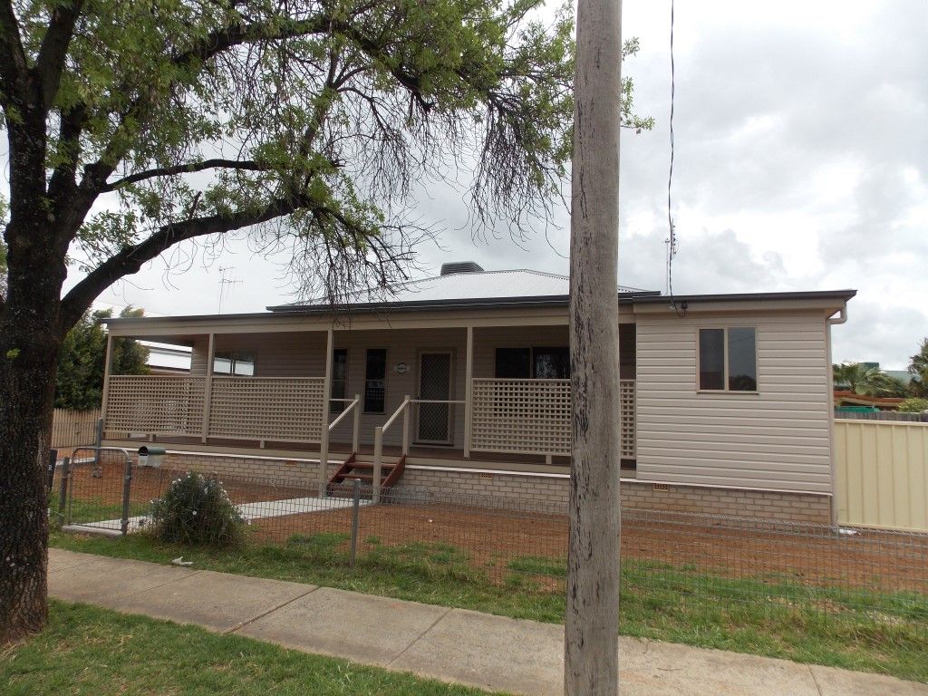 56 Dalton Street, PARKES NSW 2870