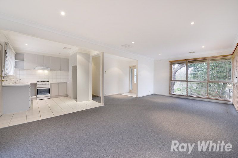 35 Westham Crescent, BAYSWATER, VIC 3153