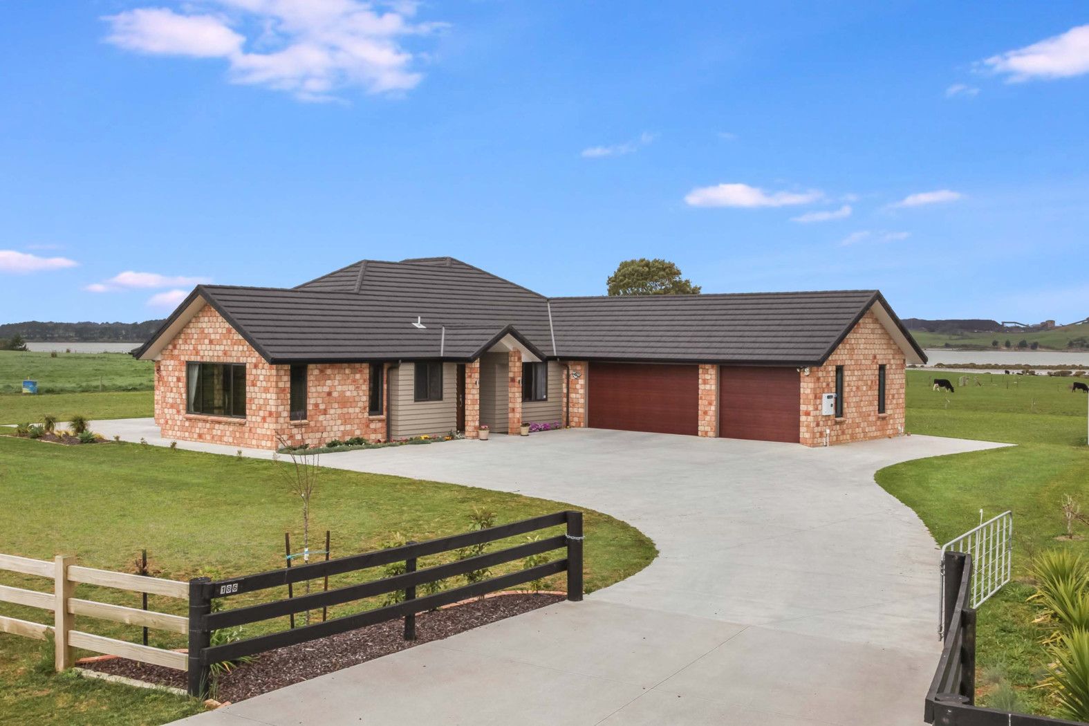 Waiuku, Franklin