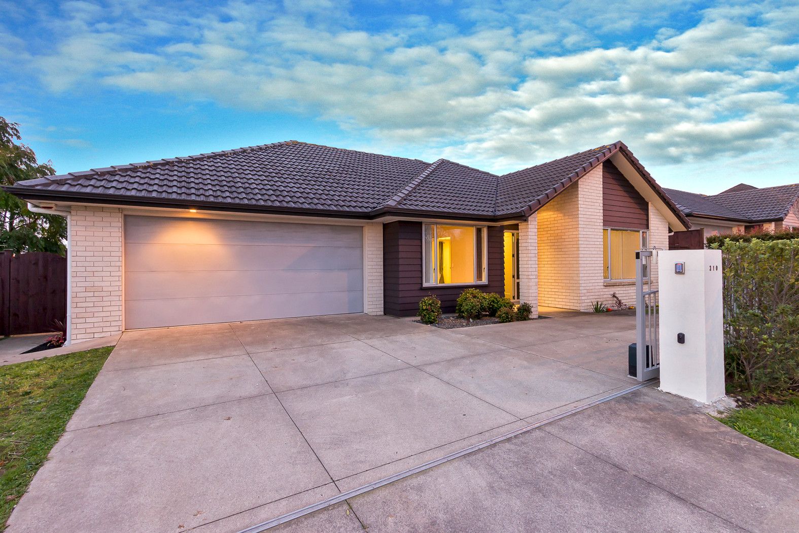 310 Ormiston Road, FLAT BUSH, Manukau City