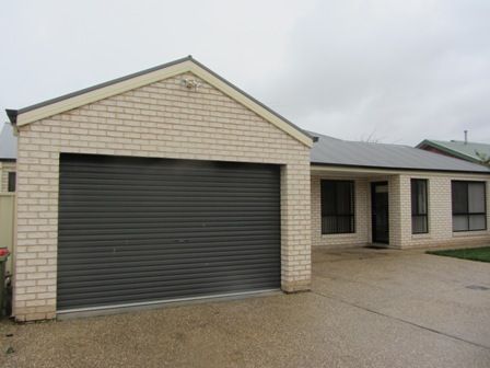2/527 Lyne Street, LAVINGTON, NSW 2641