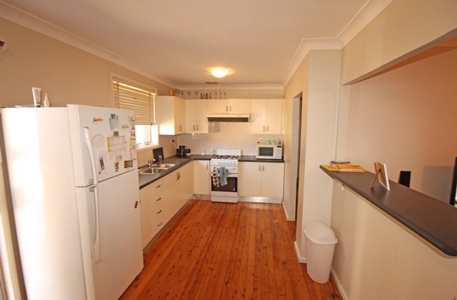 BRADBURY, NSW 2560