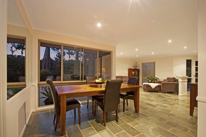 239 Hardwood Road, LANDSBOROUGH, QLD 4550