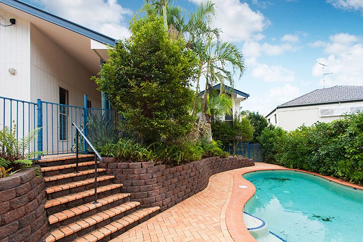 25 Barnes Drive, BUDERIM QLD 4556