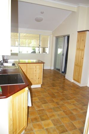 162  Roberts Street, COMO, WA 6152