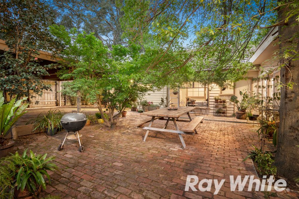 17 Dunstan Street, MACLEOD, VIC 3085