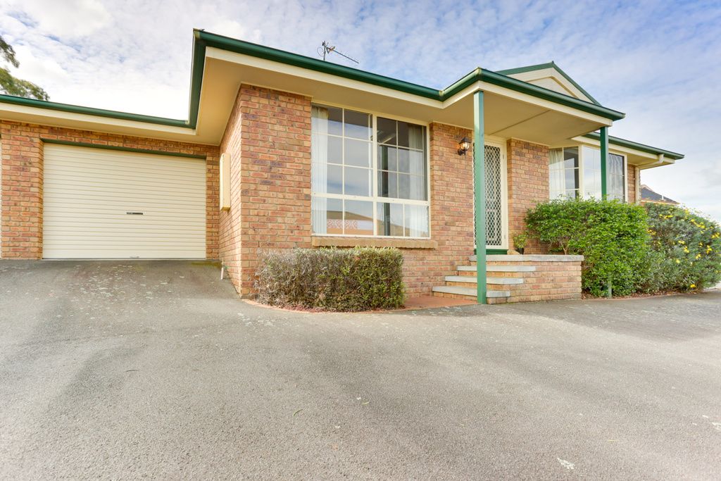 24 Delta Avenue, YOUNGTOWN TAS 7249