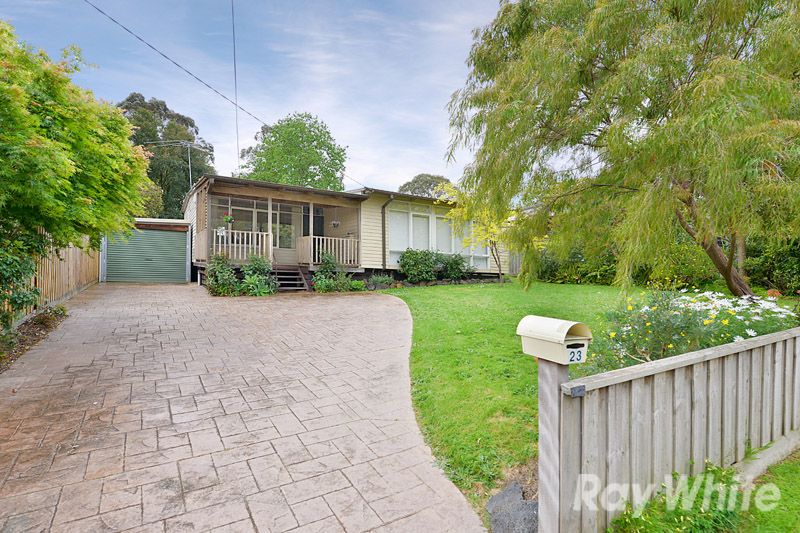 23 Malua Road, FERNTREE GULLY VIC 3156