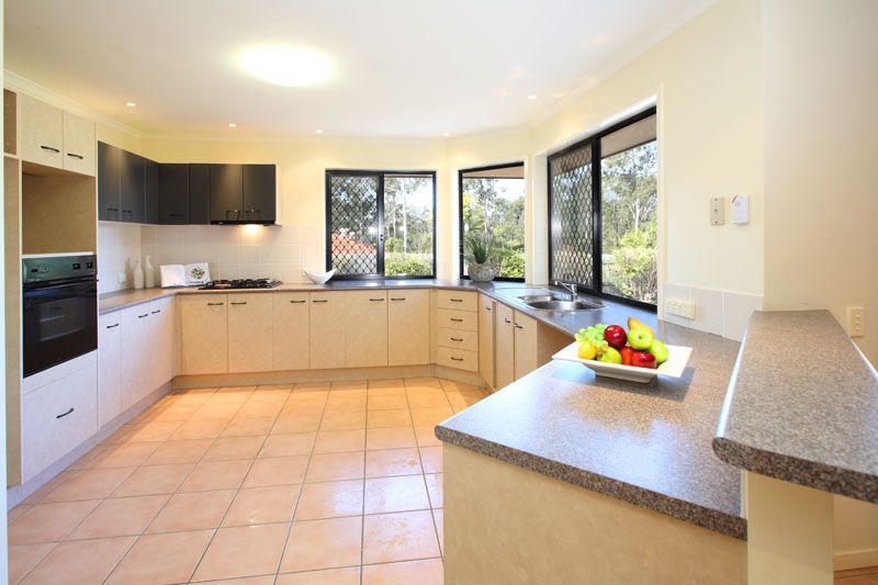 6 Sellers Place, MCDOWALL, QLD 4053