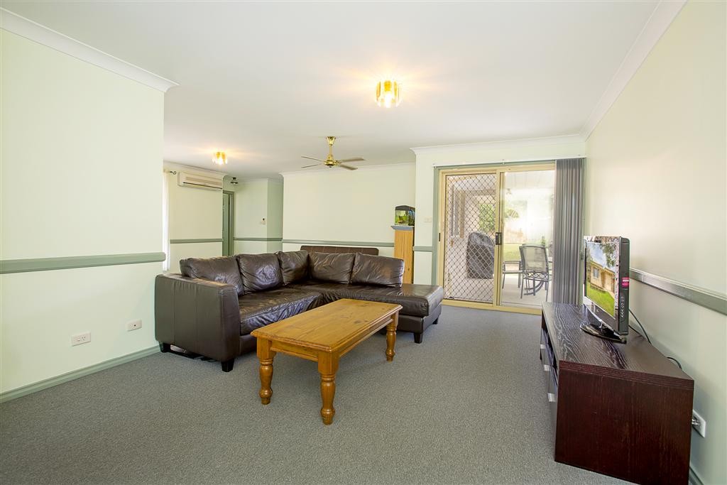 10 Oriole Street, GLENMORE PARK, NSW 2745