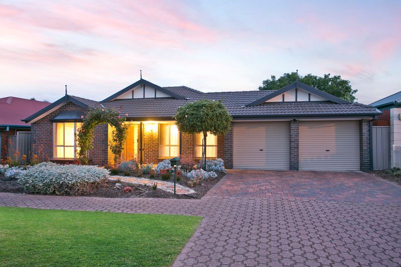 13 Conservatory Circuit, Oakden SA 5086