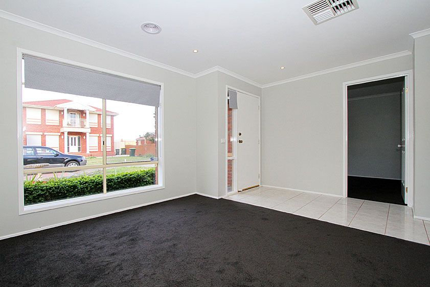 4 Amber Court, SOUTH MORANG, VIC 3752