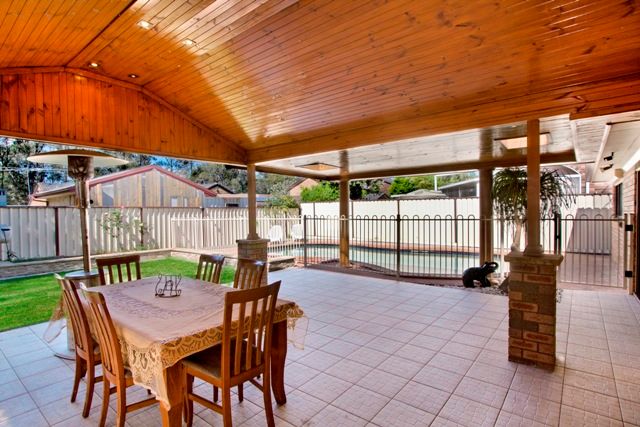 5 Quinn Place, PRAIRIEWOOD, NSW 2176