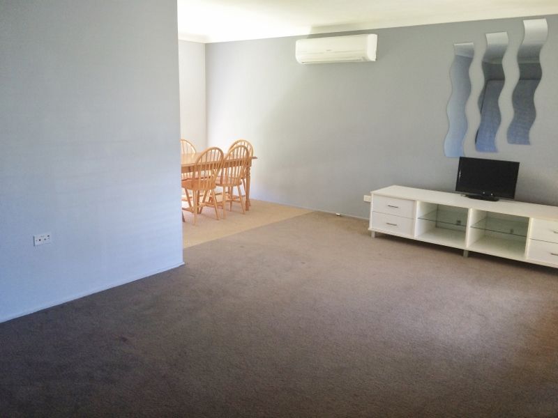 5 Allambee Crescent, BLUE HAVEN, NSW 2262