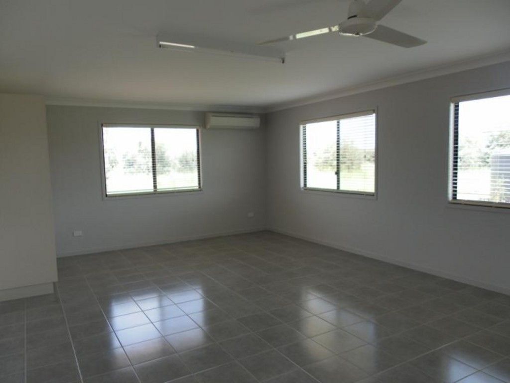 24 Glengallon Road, EMERALD, QLD 4720