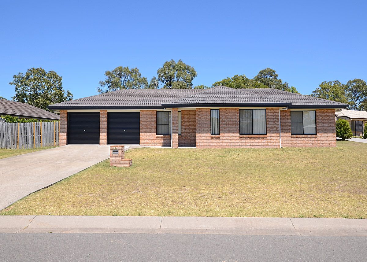 13 Topaz Circuit, Urangan, QLD 4655