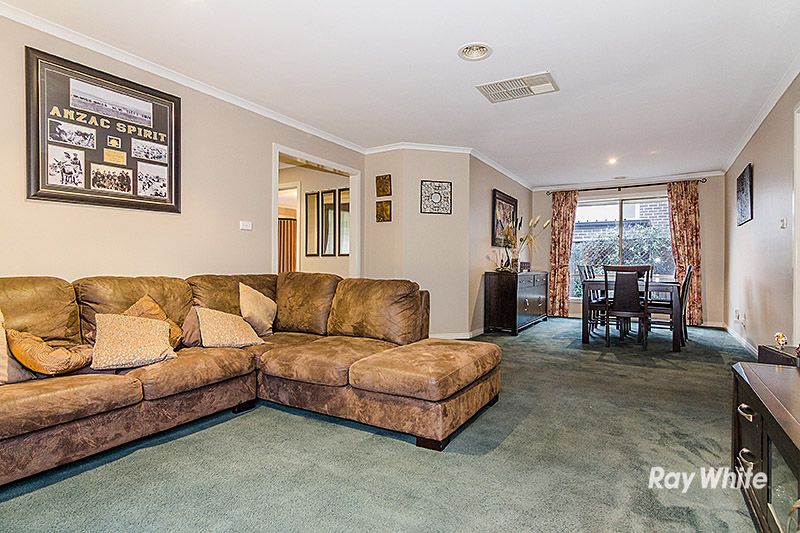 24 Sussex Avenue, CRANBOURNE NORTH, VIC 3977