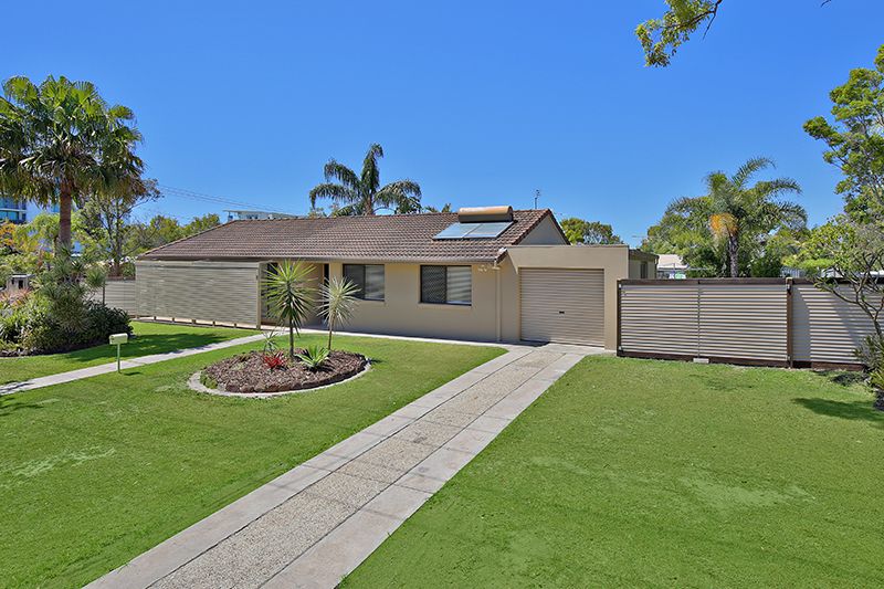 9 Blackwood Street, MAROOCHYDORE, QLD 4558