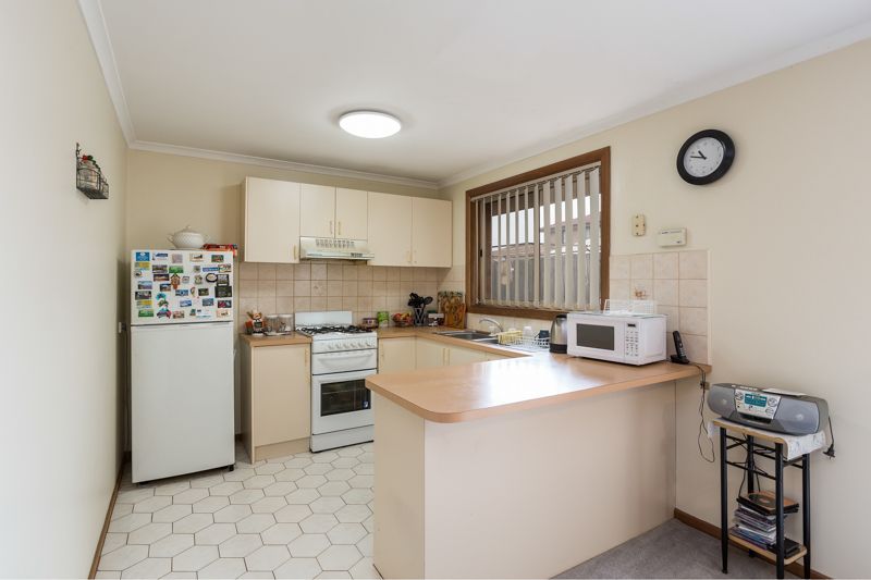 4/69 Barries Road, Melton, VIC 3337
