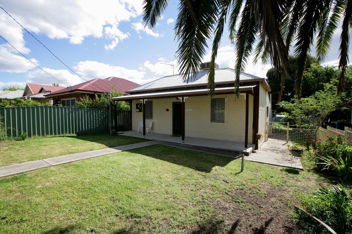 4 Kildare Street, TURVEY PARK, NSW 2650