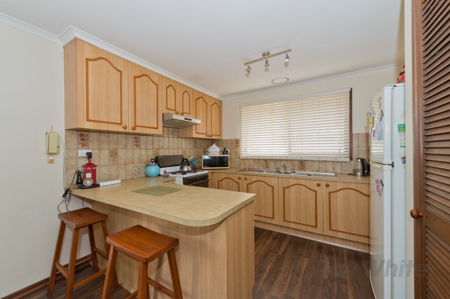 4-21 Joan Street, MELTON, VIC 3337