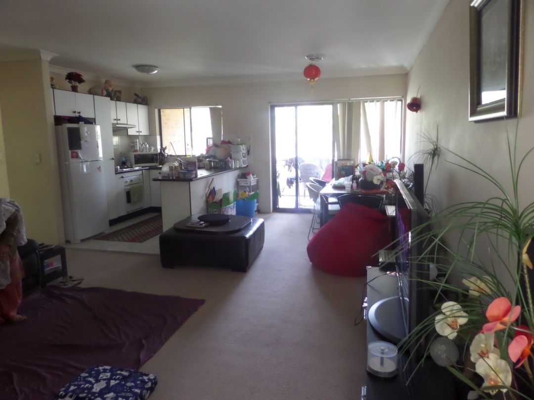 12/58-60 Fullagar Road, WENTWORTHVILLE, NSW 2145