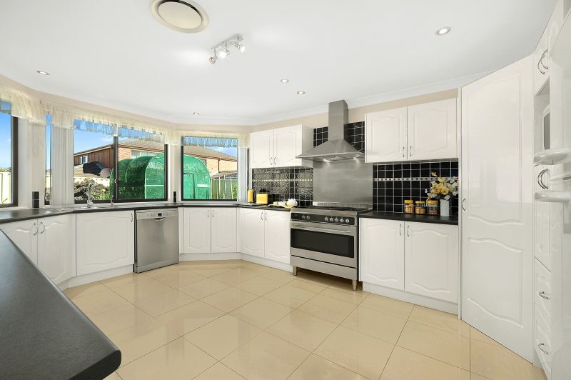 38 Orleans Way, CASTLE HILL, NSW 2154
