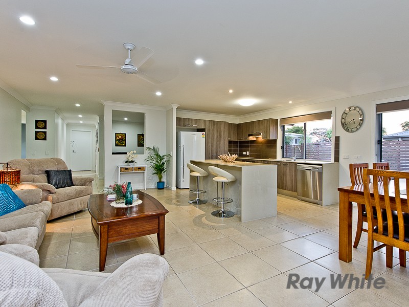 15 Griffin Place, NUDGEE, QLD 4014