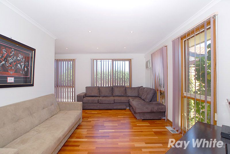 37 Pentland Drive, NARRE WARREN, VIC 3805