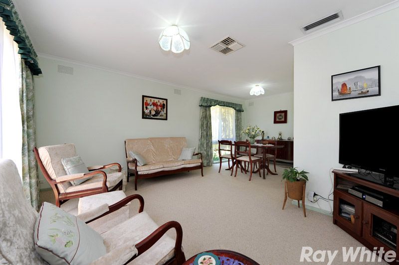 7 Landsdale Crescent, WANTIRNA SOUTH, VIC 3152