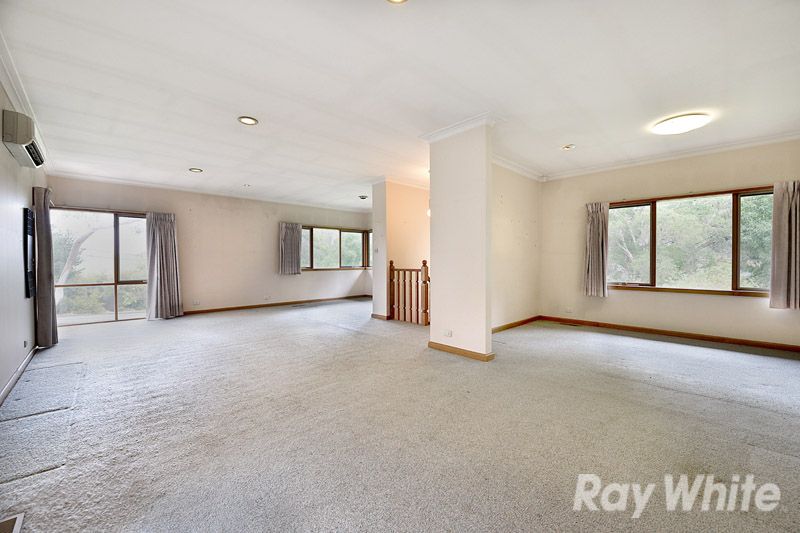 130 Glenfern Road, FERNTREE GULLY, VIC 3156
