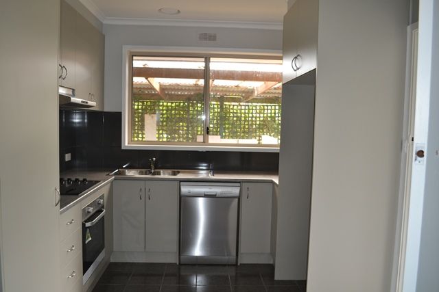 4 Lawson Street, WARRNAMBOOL, VIC 3280
