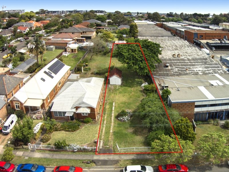 26 Buffalo Road, GLADESVILLE NSW 2111