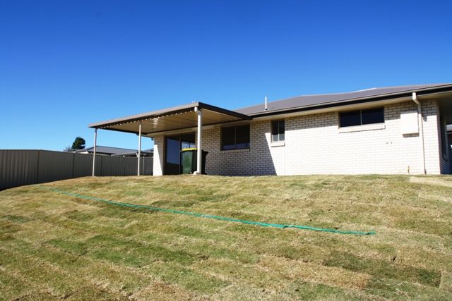 4 Lookout Place, WARWICK, QLD 4370