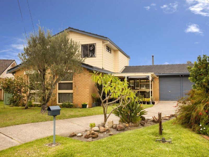17 Bellinger Place, SYLVANIA WATERS NSW 2224