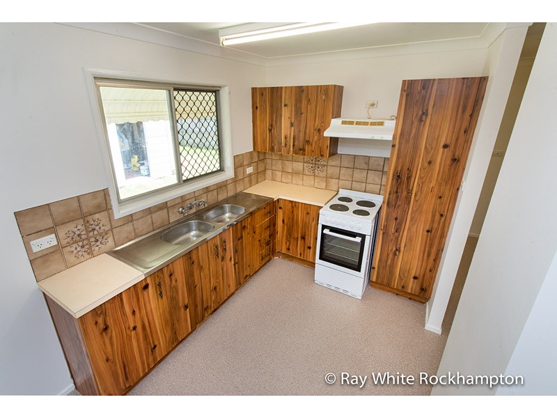 9 Bertram Street, PARK AVENUE, QLD 4701