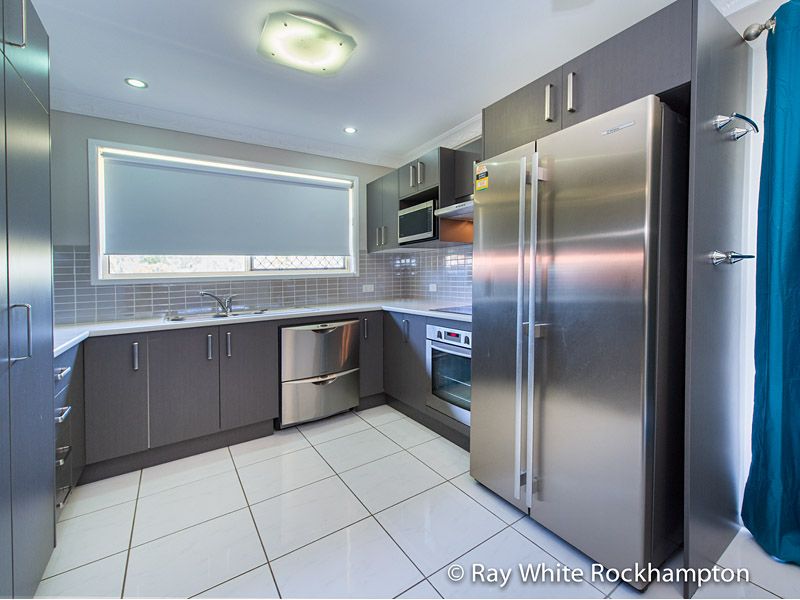 6 Ingham Street, KAWANA, QLD 4701