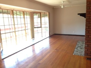 12 Darvell Cove, GREENSBOROUGH, VIC 3088