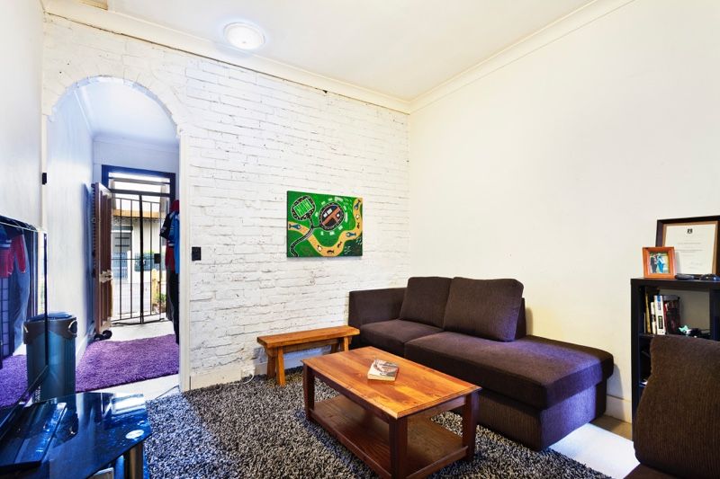 6 Flora Street, ERSKINEVILLE, NSW 2043