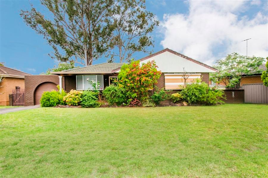 39 Wembley Avenue, CAMBRIDGE PARK, NSW 2747