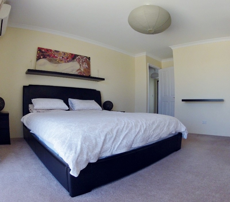 44 Honeysuckle Boulevard, WOORREE, WA 6530