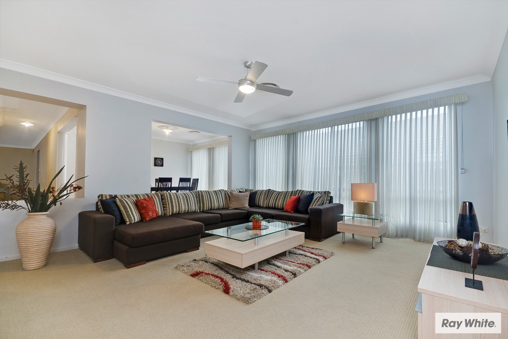 6 Weston Place, HORSLEY, NSW 2530