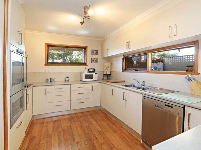 78 Tahara Street, HAMLYN HEIGHTS, VIC 3215