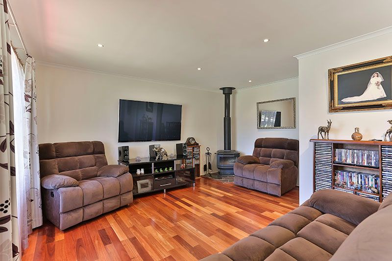 23 Hinkler Crescent, WILSONTON, QLD 4350