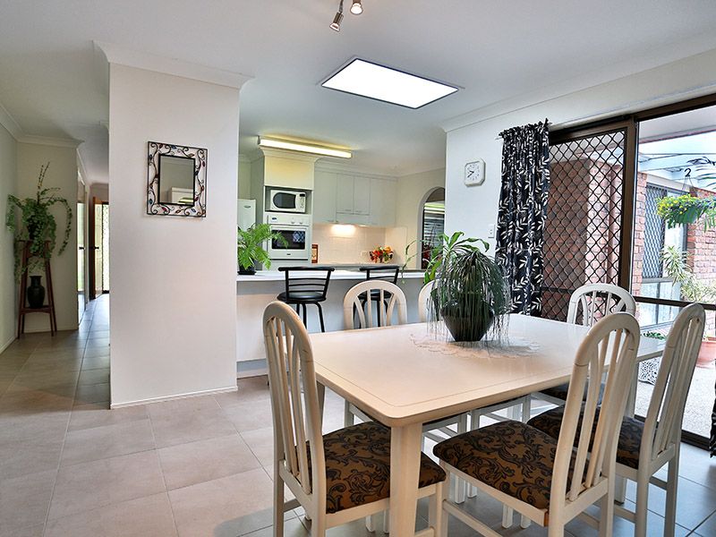 100 De Mille Street, MCDOWALL, QLD 4053